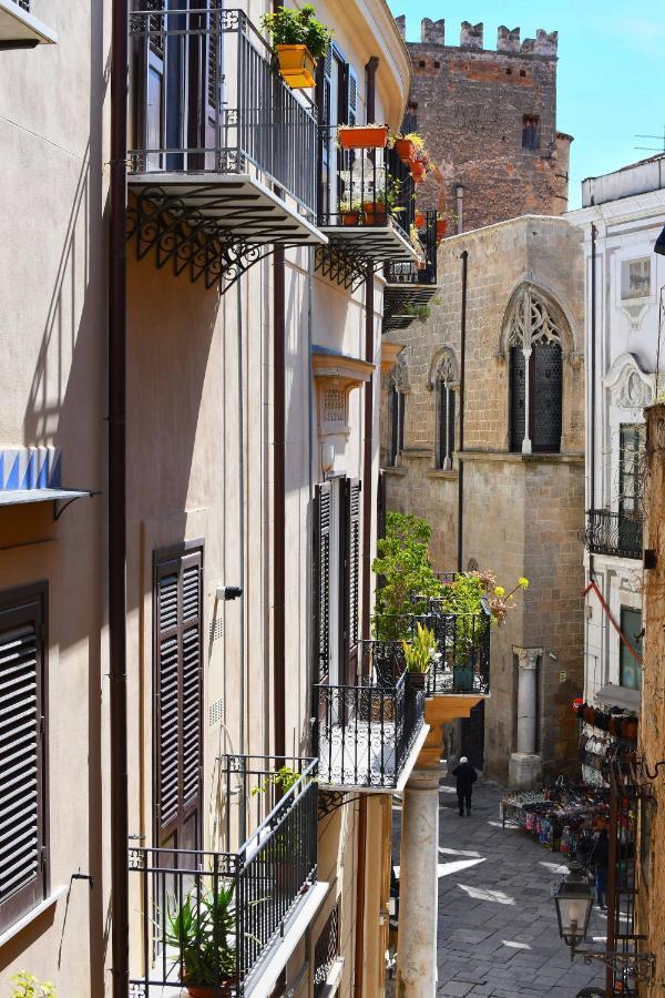 San Basilio'S Home Historical Center Palerme Extérieur photo